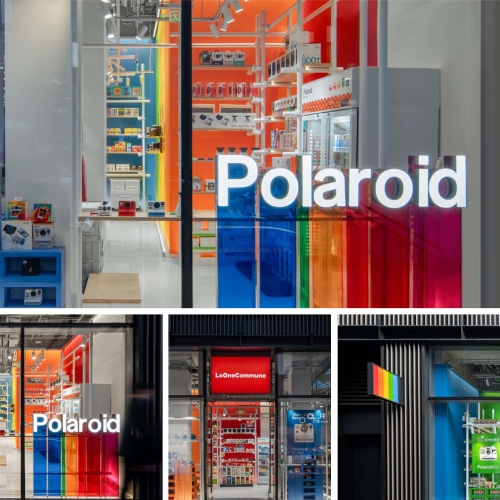 Trendy Pop-up Store Signage: T